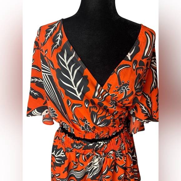 Unique Vintage Red & Black Parrot 2 Piece Crop Top and Skirt Set NWT - Picture 8 of 12